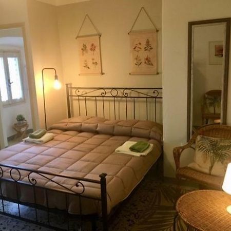 Dongo Holiday Home Buitenkant foto
